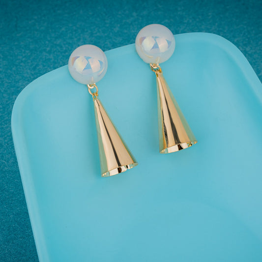 Cone Pearl Drops